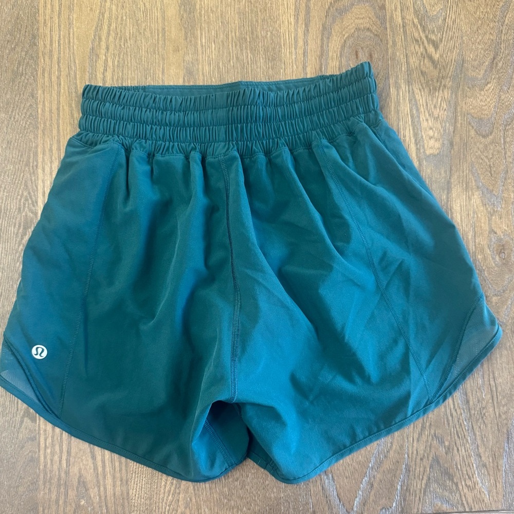 Lululemon Hotty Hot High-Rise Short 4" Storm Teal ** - Picture 7 of 9